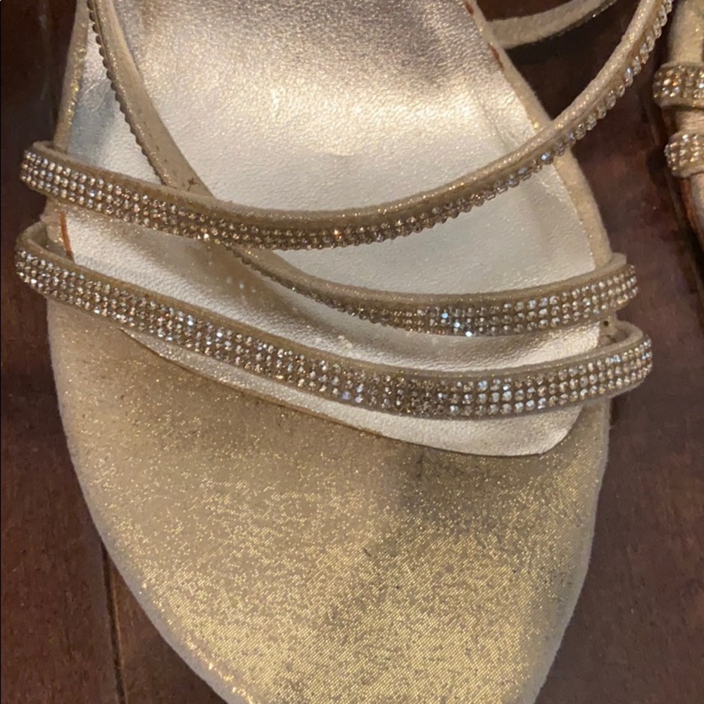 NWOT Stuart Weitzman Gold Sparkle Heels - Picture 4 of 11
